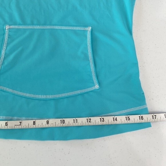 Athleta Summer Shade Rash Guard Top Aqua Blue Short Sleeves Water Sports Beach - Picture 14 of 16